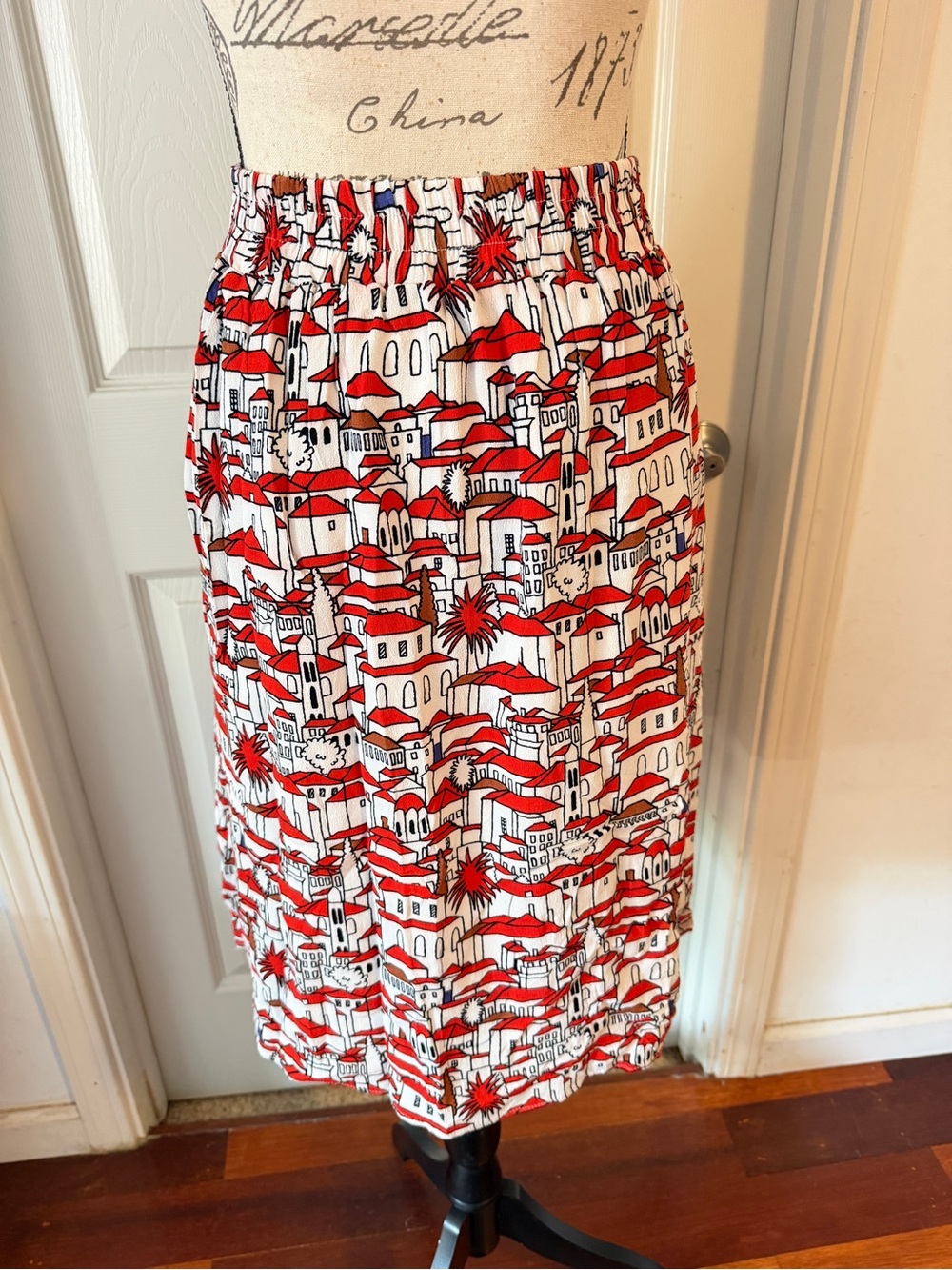 Anthropologie Getaway Red and White Printed Skirt - Picture 4 of 7